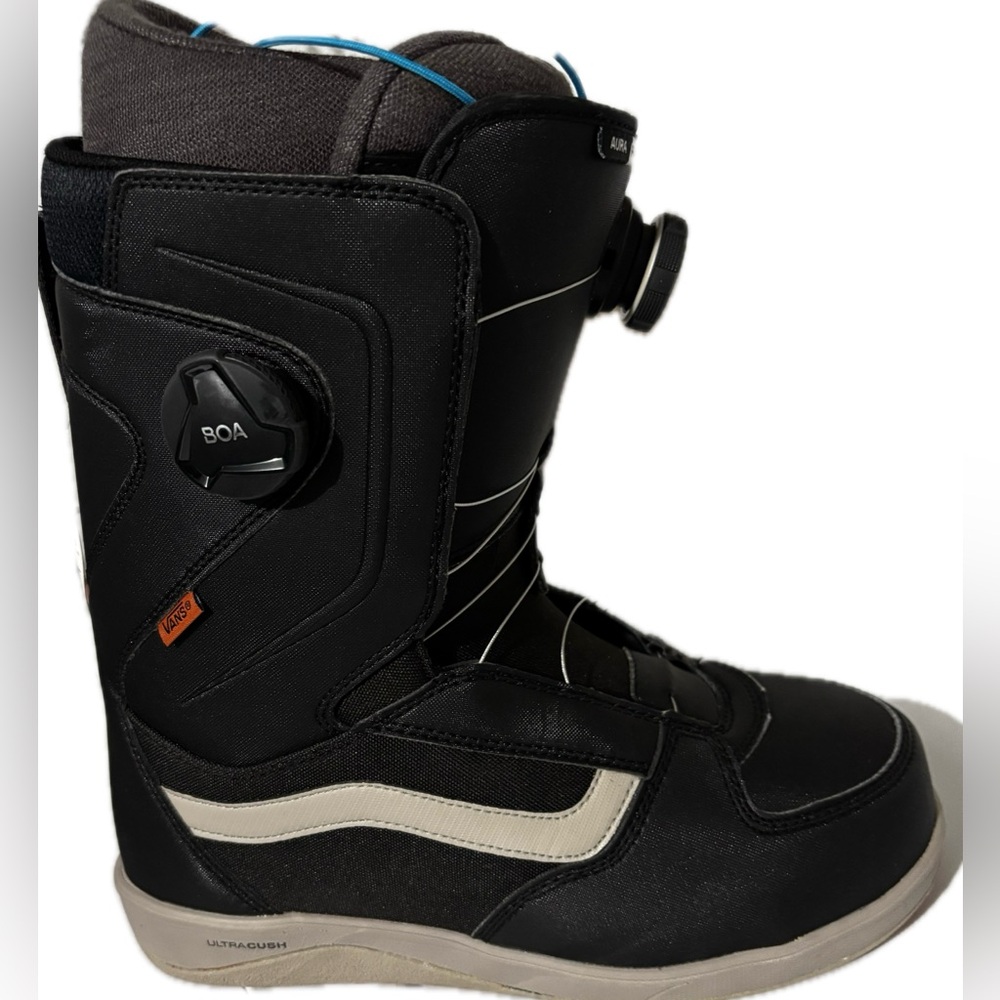 Vans Black and Cream Snowboard Boots